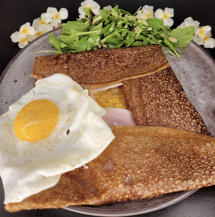 galette welsch cheddar oeuf salade